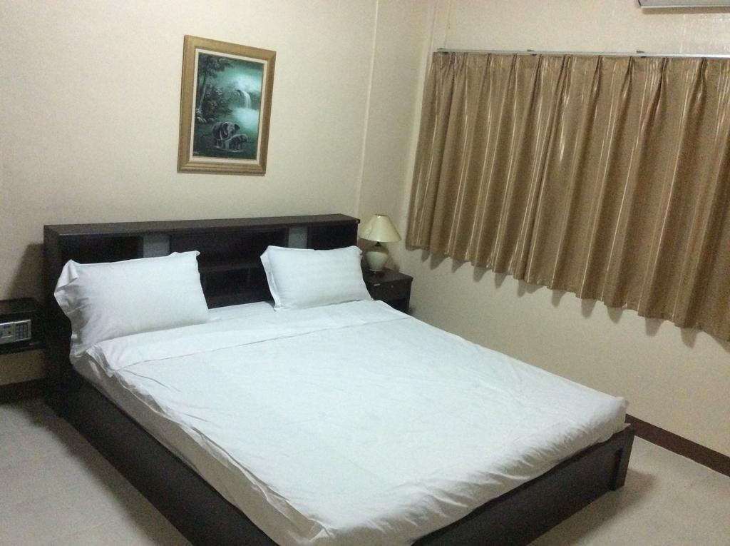 Sandman Hotel & Sports Bar Pattaya Habitación foto