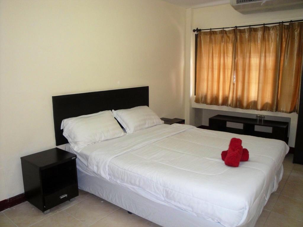 Sandman Hotel & Sports Bar Pattaya Habitación foto